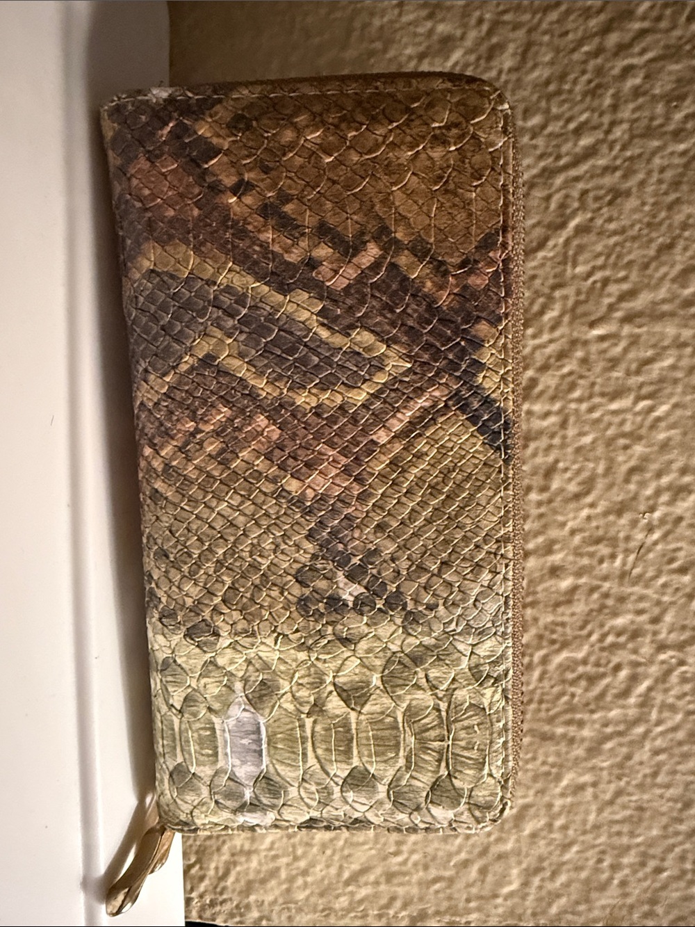 Reptile-Texture Zip Wallet in Brown and Tan